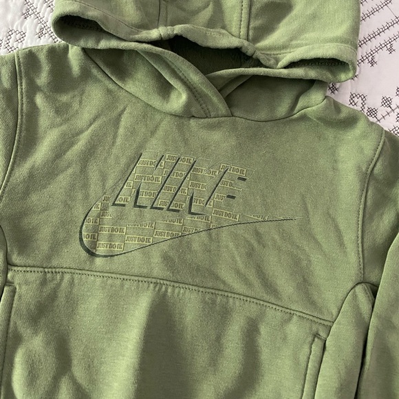 Nike Fleece Pullover Hoodie & Joggers Set Size 2T BOY Include Hat and mittens. - Picture 3 of 7